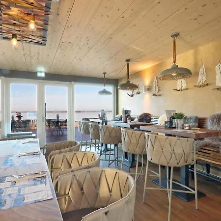 Penthouse Deluxe Lembruch